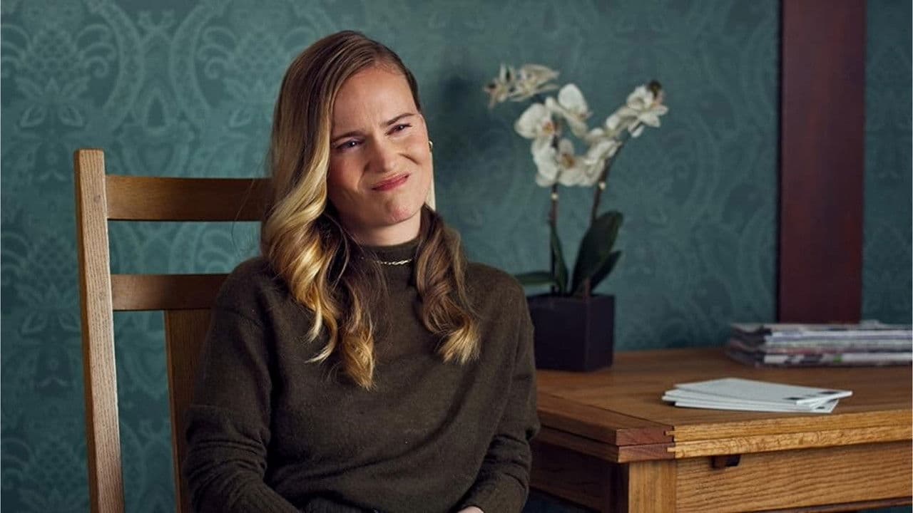 Imagem de fundo do filme A Bloody Mess