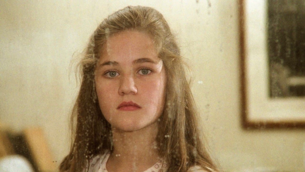 Imagem de fundo do filme L'Adolescente