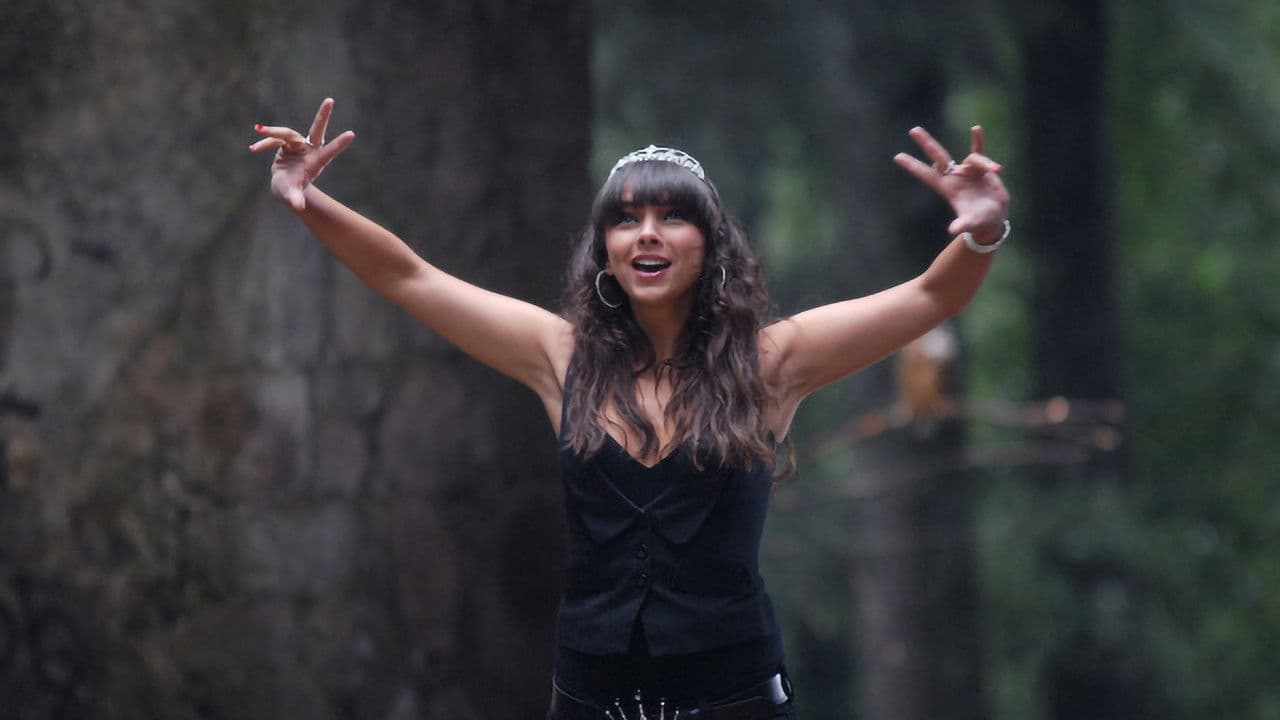 Imagem de fundo do filme Absurda Cenicienta