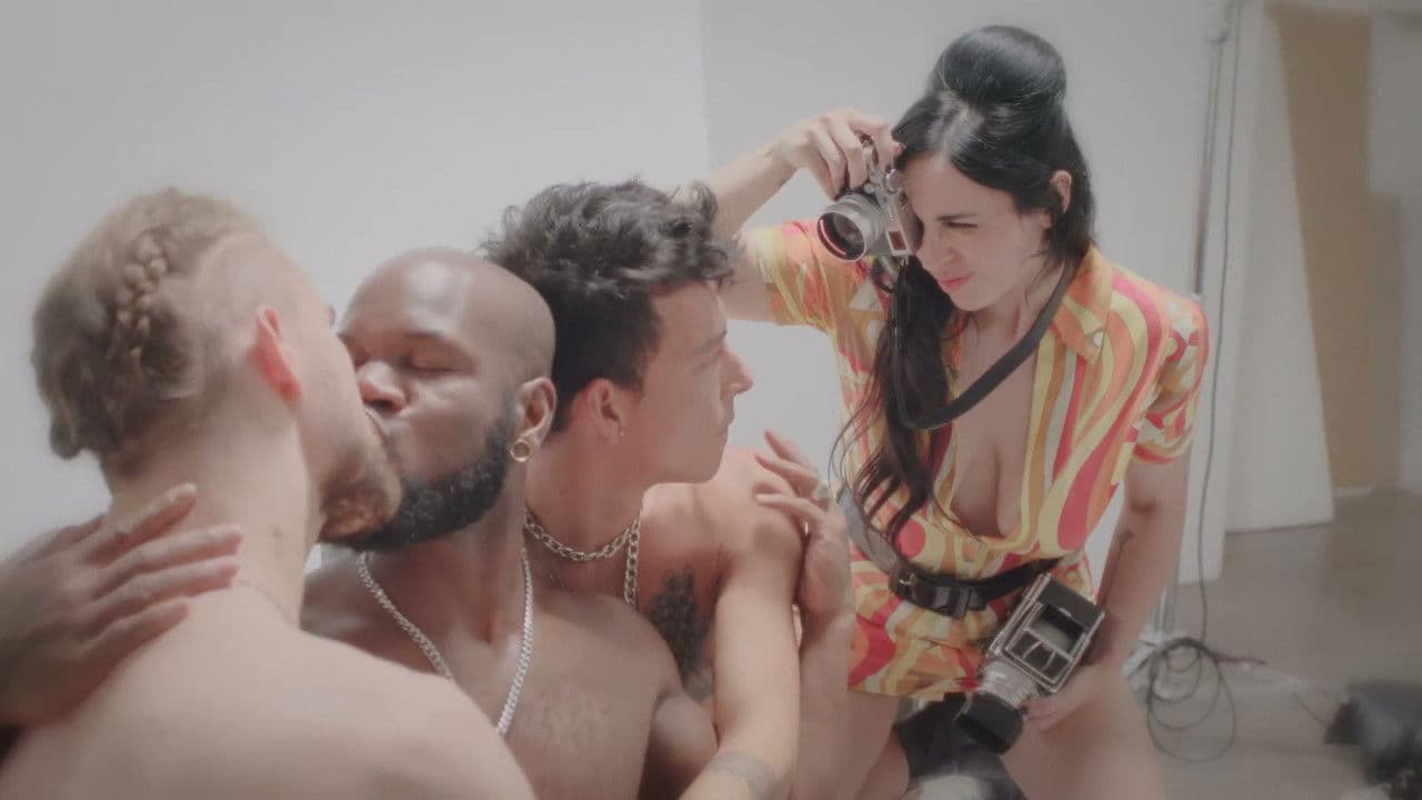 Imagem de fundo do filme Bang Click Bang