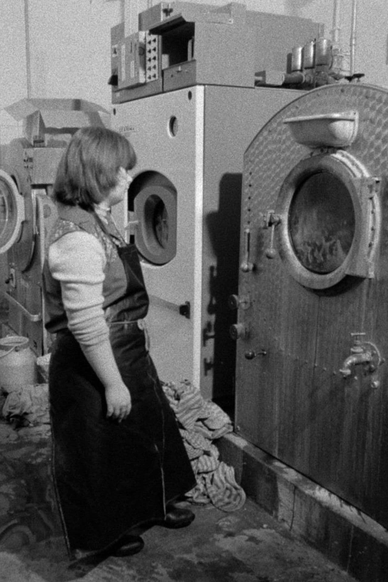 Poster do filme Jugendwerkhof