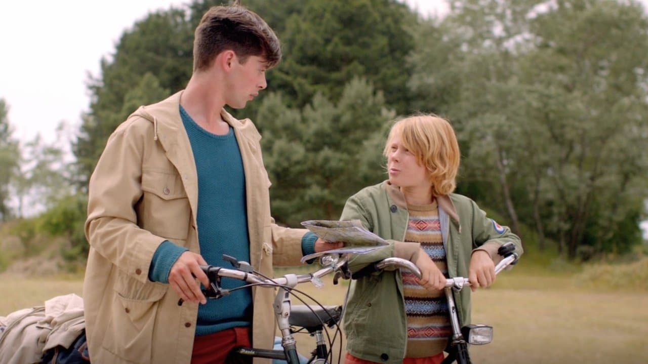 Imagem de fundo do filme Um Acampamento Inesquecível