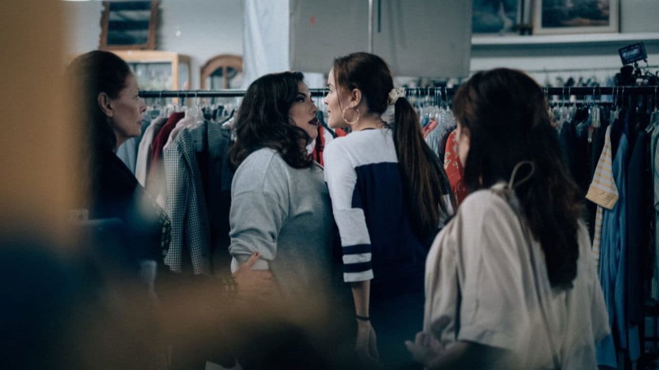 Imagem de fundo do filme What Bitch?